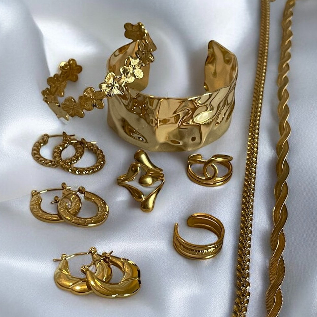 Bijoux dorés en acier inoxydable