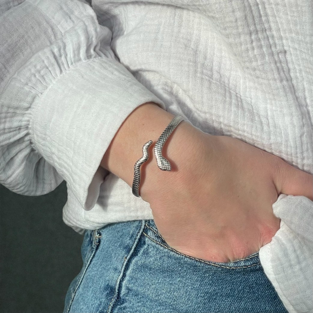 Bracelet manchette Changement