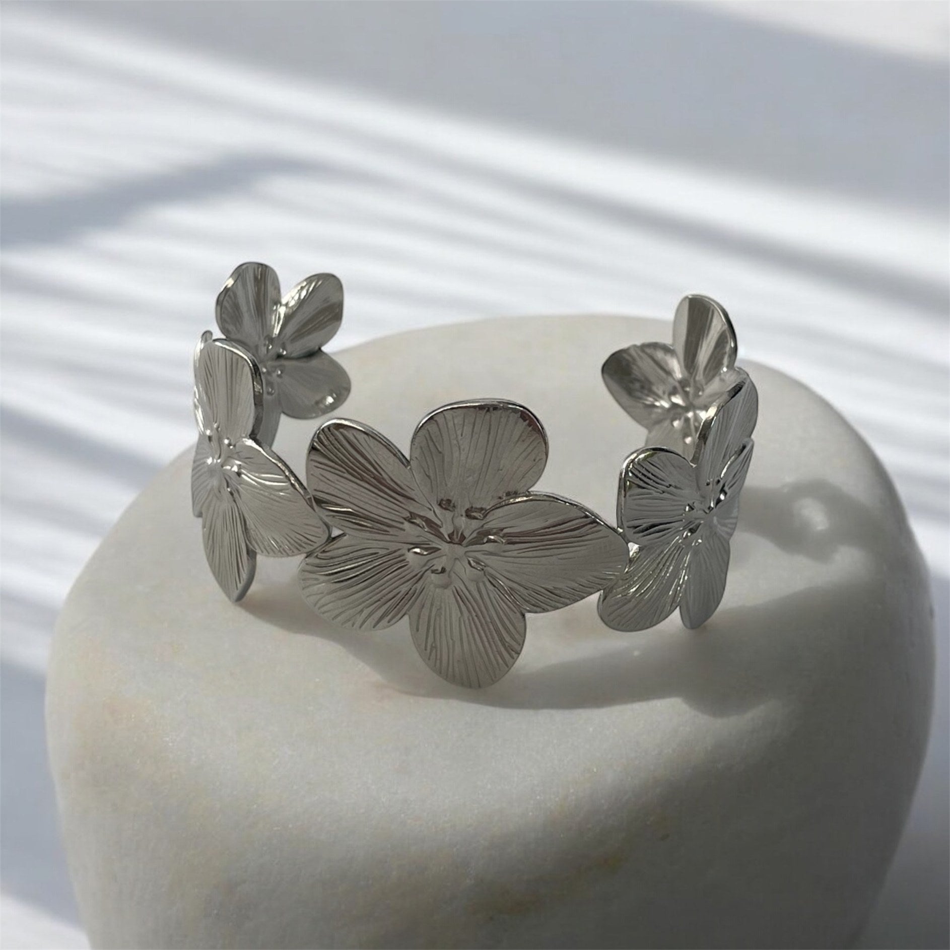 Bracelet manchette Renouveau