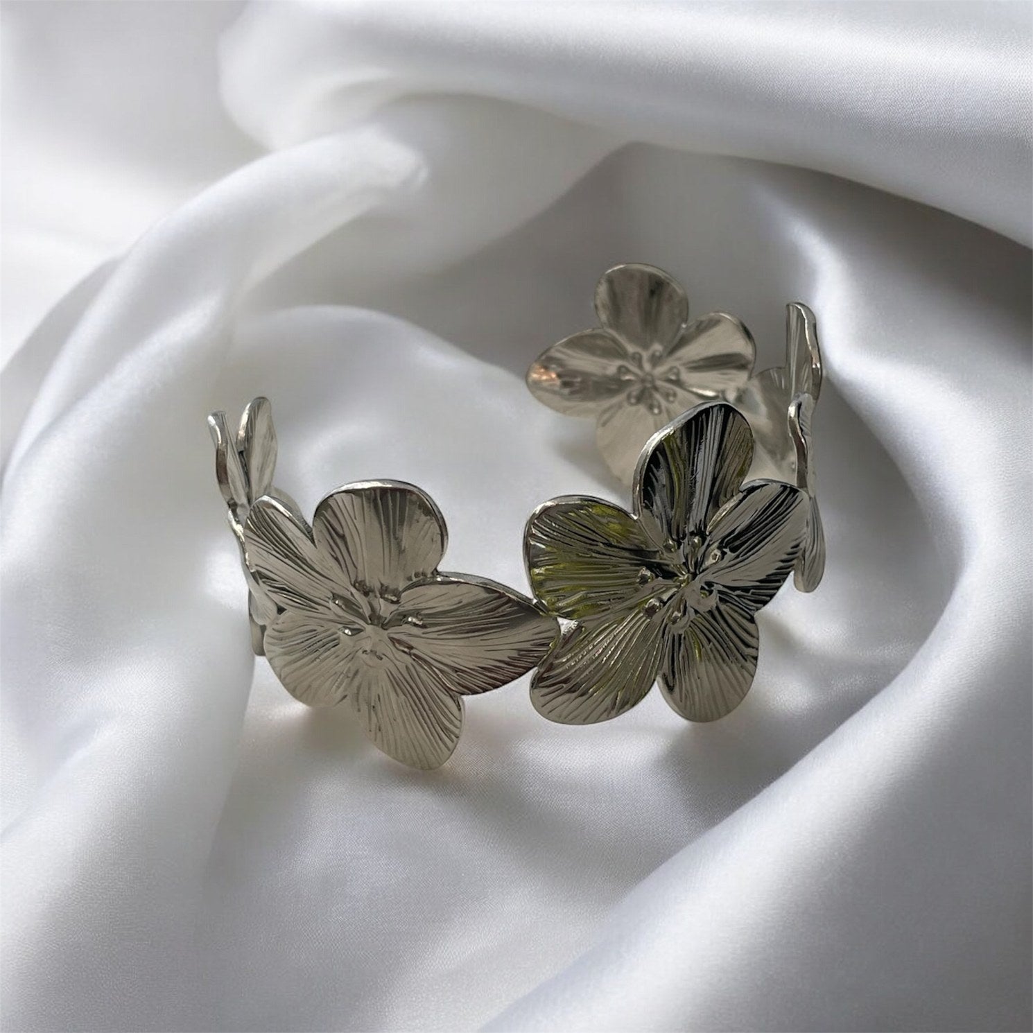 Bracelet manchette Renouveau