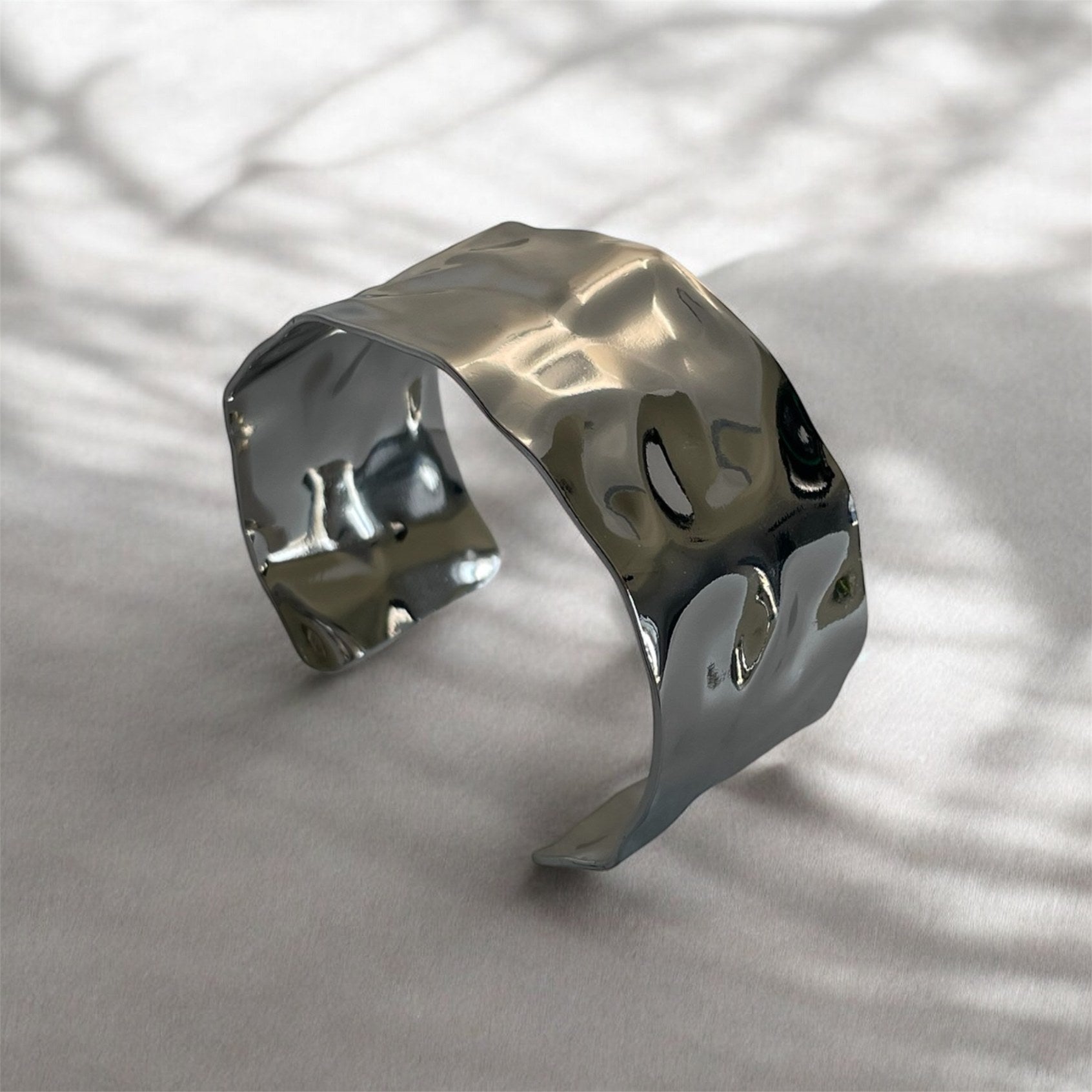 Bracelet manchette Volonté