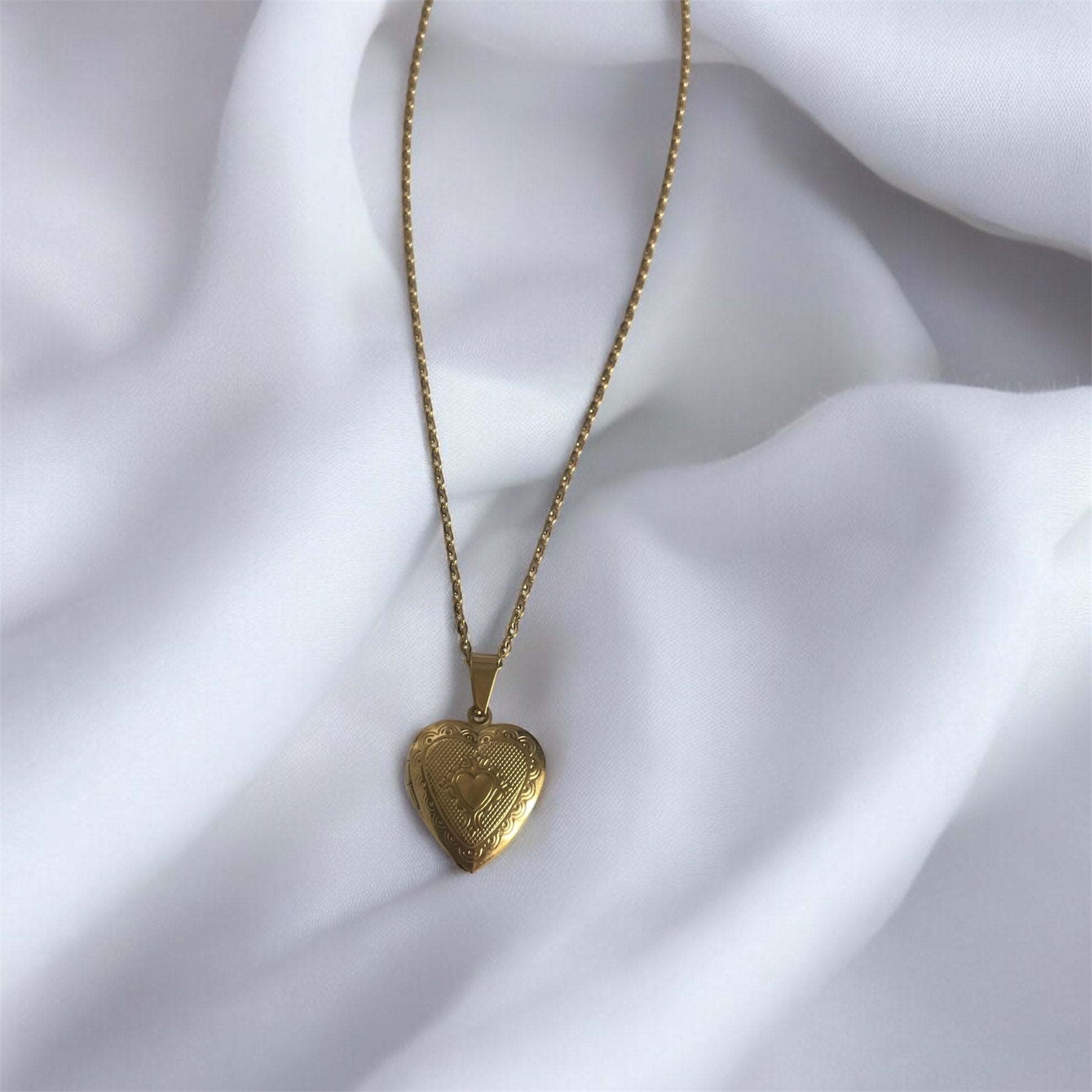 Collier médaillon ouvrable Intimité