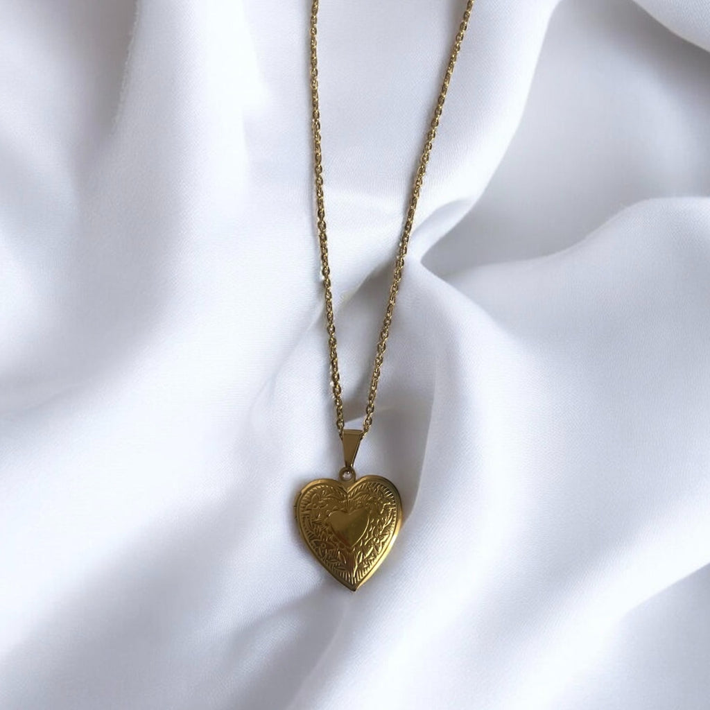 Collier médaillon ouvrable Intérieur