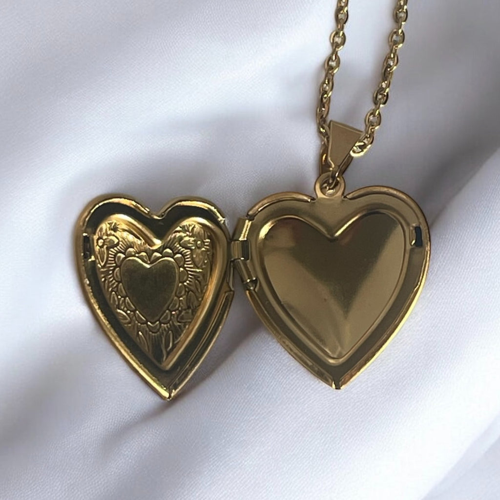 Collier médaillon ouvrable Intérieur